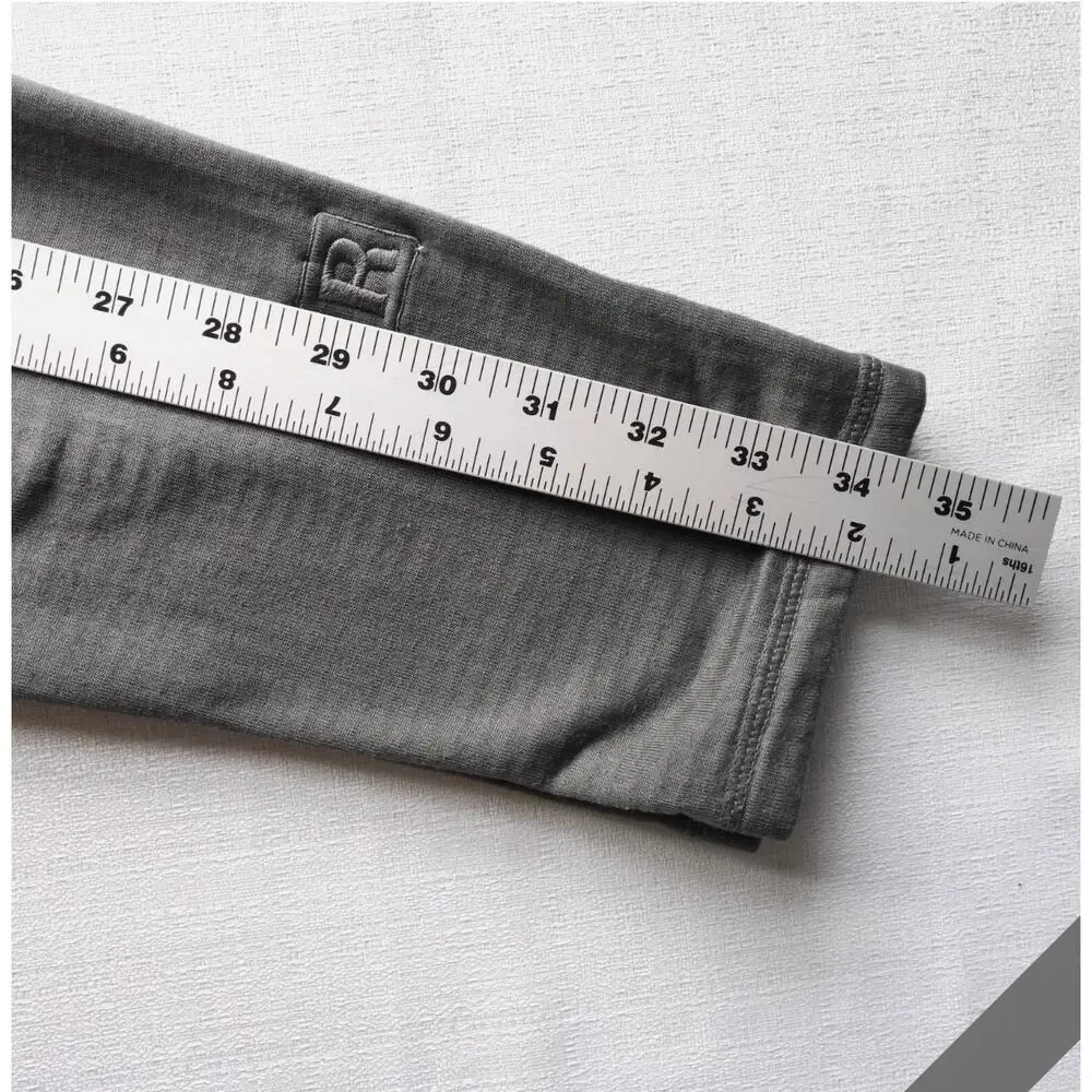 Patagonia Men's Large R1® Fleece Polartec Midlayer Pullover in Grey